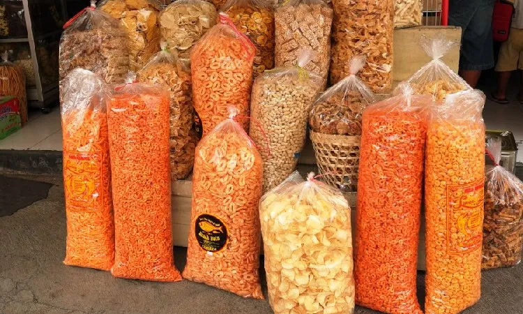 Rasakan Kelezatan Snack Kiloan di Jantung Patimuan